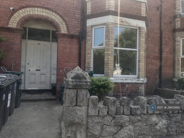 1 bedroom flat in Old Colwyn, Old Colwyn, Colwyn Bay, LL29 (1 bed) (#2943990)