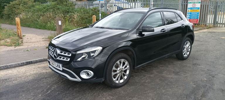 Mercedes-Benz, GLA, Estate, 2017, Manual, 2143 (cc), 5 doors