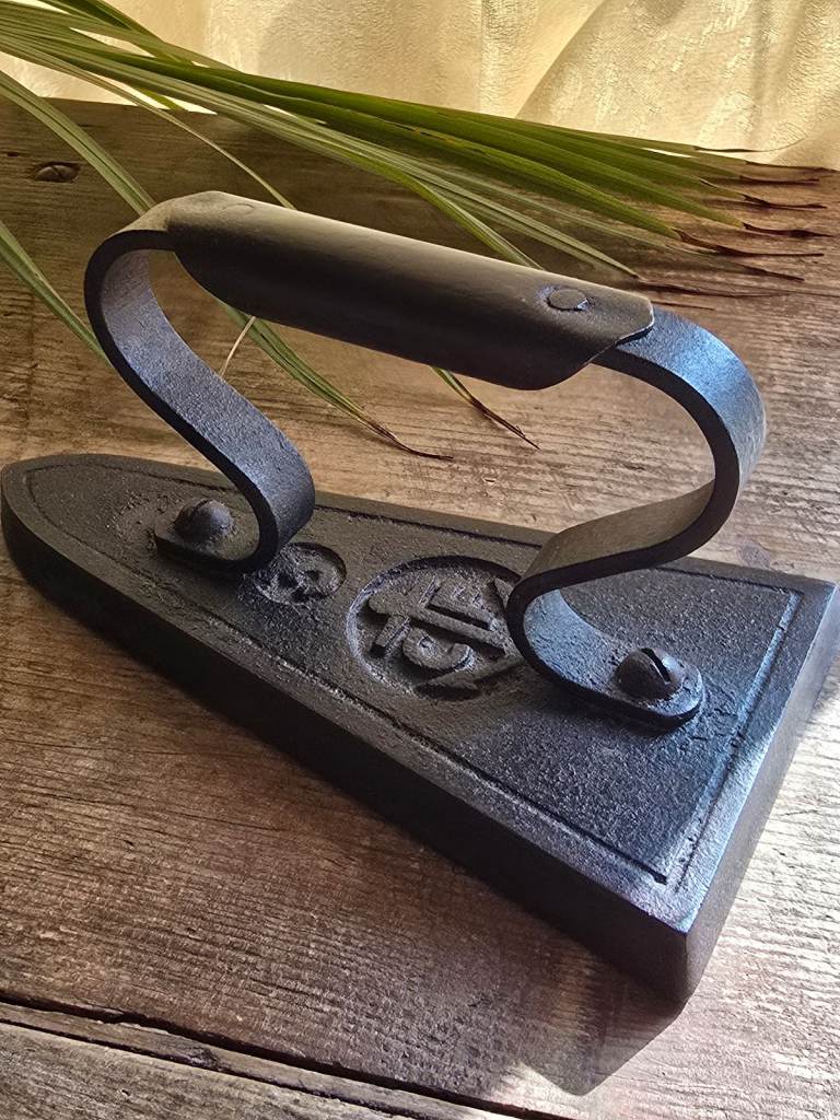 French Military Officer's Sad Iron dates to the 1800's