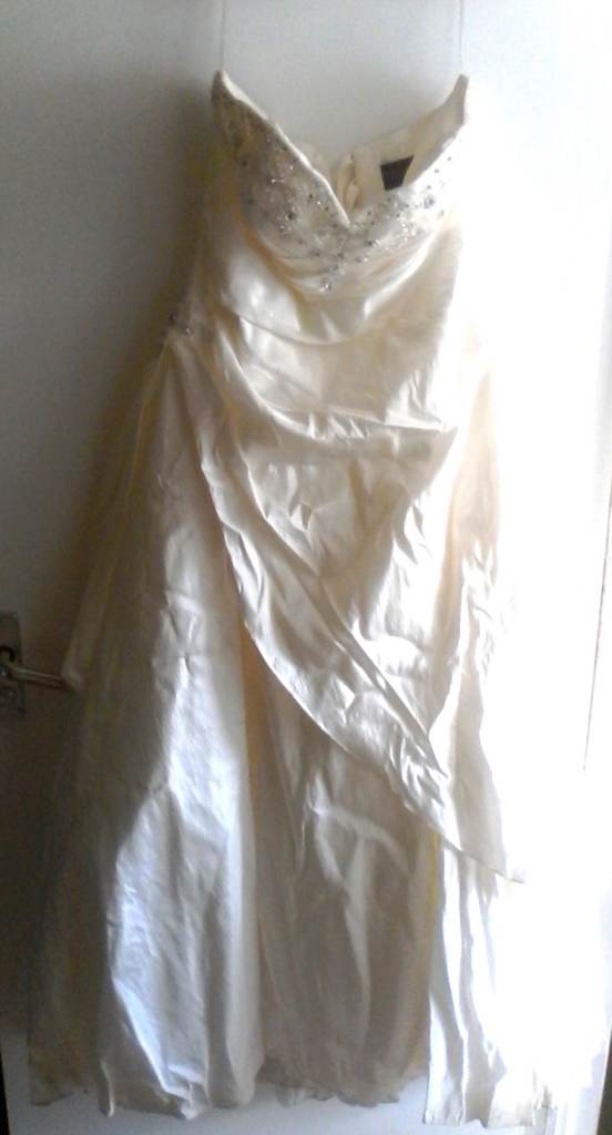 TIFFANY, WEDDING DRESS