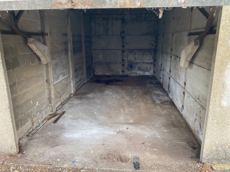Garage to rent hucknall