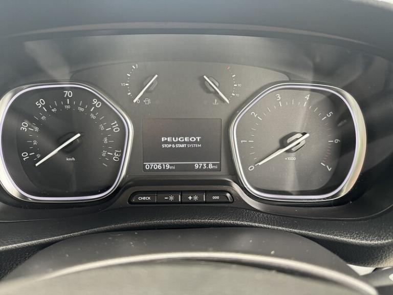 2021 Peugeot Expert 1200 2.0 BlueHDi 180 Asphalt Crew Van EAT8 PANEL VAN DIESEL Automatic