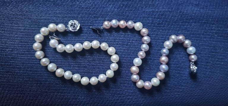 2 Lovely Pearl Bracelets 