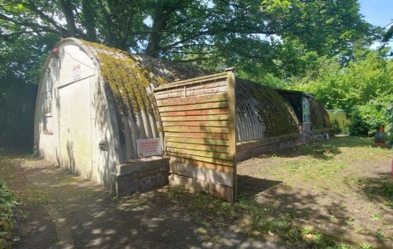 For rent - Nissen Hut