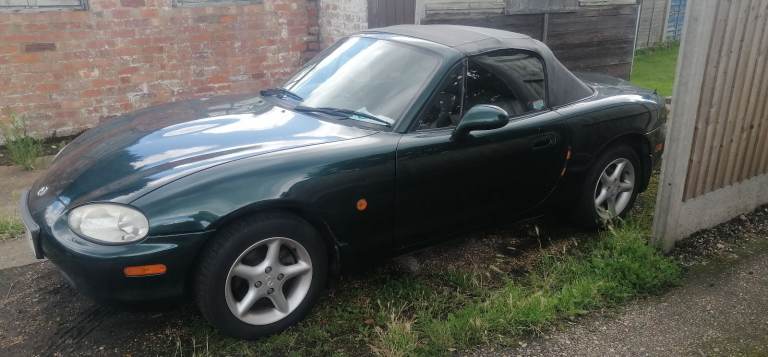 Mazda MX-5 MK2 NB 1.8 Petrol Low Mileage with Private Number Plate