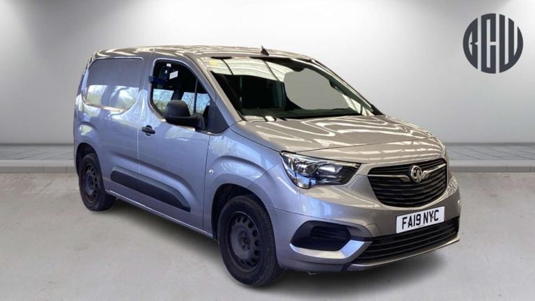 2019 Vauxhall Combo 2000 1.6 Turbo D 100ps H1 Sportive Van PANEL VAN DIESEL Manual