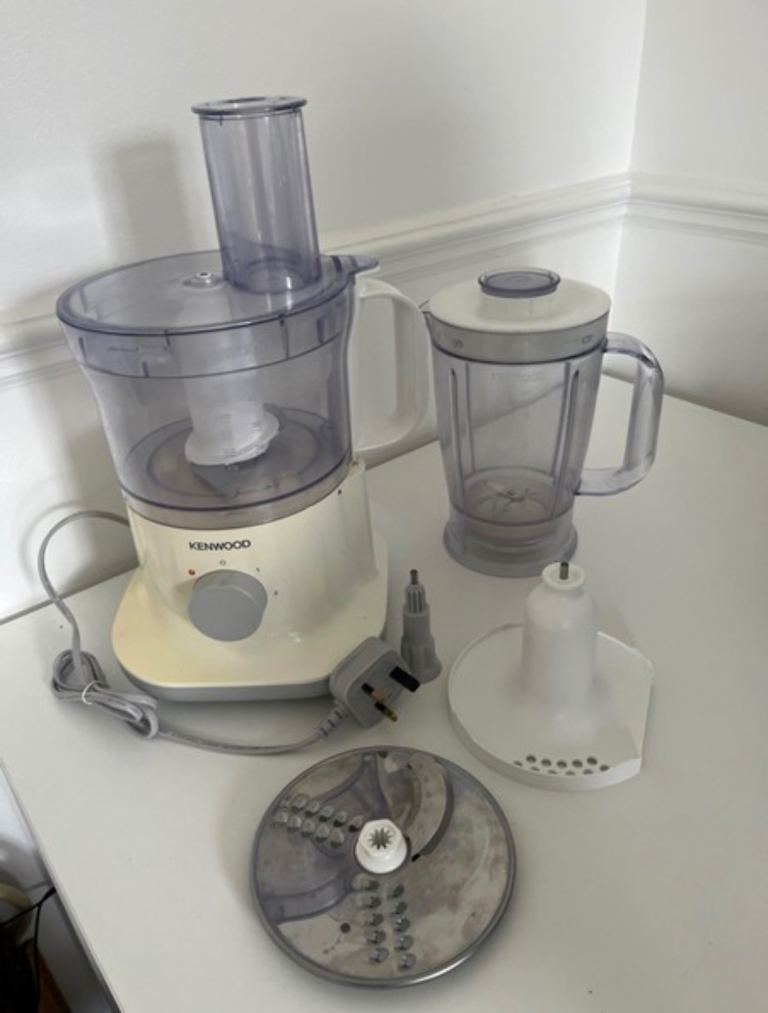 Kenwood Food Processor, with Accessories-Retail £69