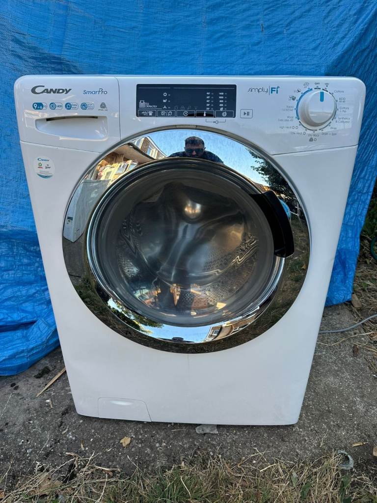 Candy Smart Pro 9KG Washing Machine - White, Good Condition