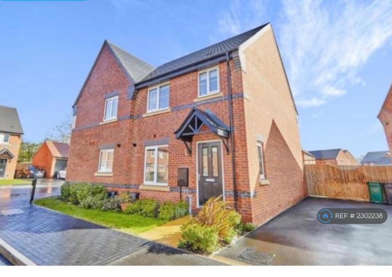 3 bedroom house in Oakham Road, Derby, DE23 (3 bed) (#2302238)