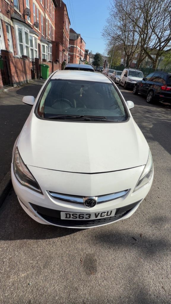 Vauxhall, ASTRA, Hatchback, 2013, Manual, 1686 (cc), 5 doors