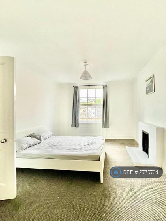 2 bedroom flat in Otago Street, Glasgow, G12 (2 bed) (#2776724)