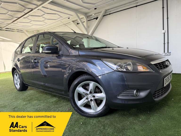 2008 Ford Focus 1.6 Zetec 5dr Auto HATCHBACK PETROL Automatic