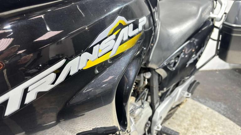 Honda XL 2004 10K GREAT RUNNING ADVENTURE BIKE LUGGAGE 650CC VTWIN