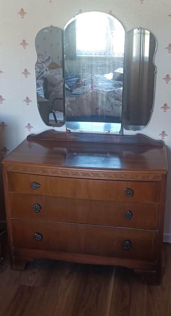 2 Piece dressing table & wardrobe set/corner display unit/telephone table/& cast iron saucepan rack