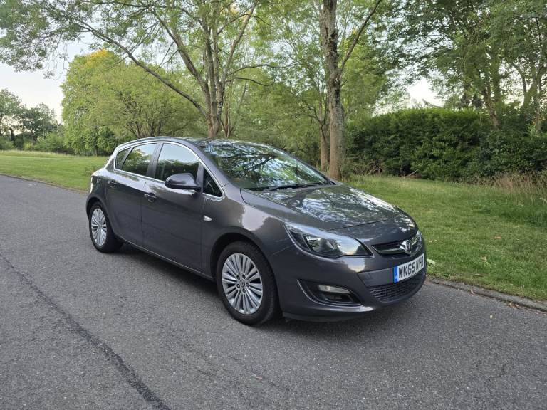 Vauxhall Astra 1.6 CDTI 5 door, £20 road tax