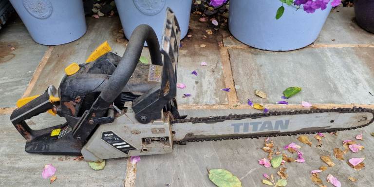 Titan Chainsaw 