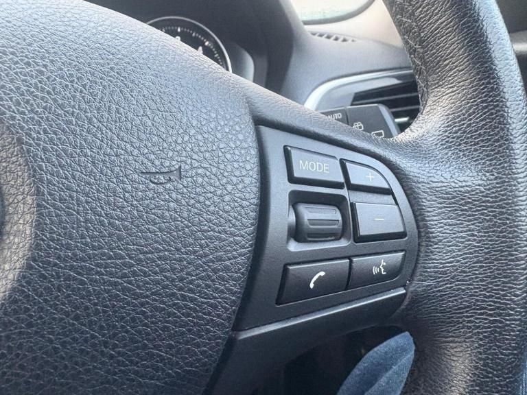 2017 BMW 1 Series 116d SE Business 5dr [Nav/Servotronic] HATCHBACK DIESEL Manual