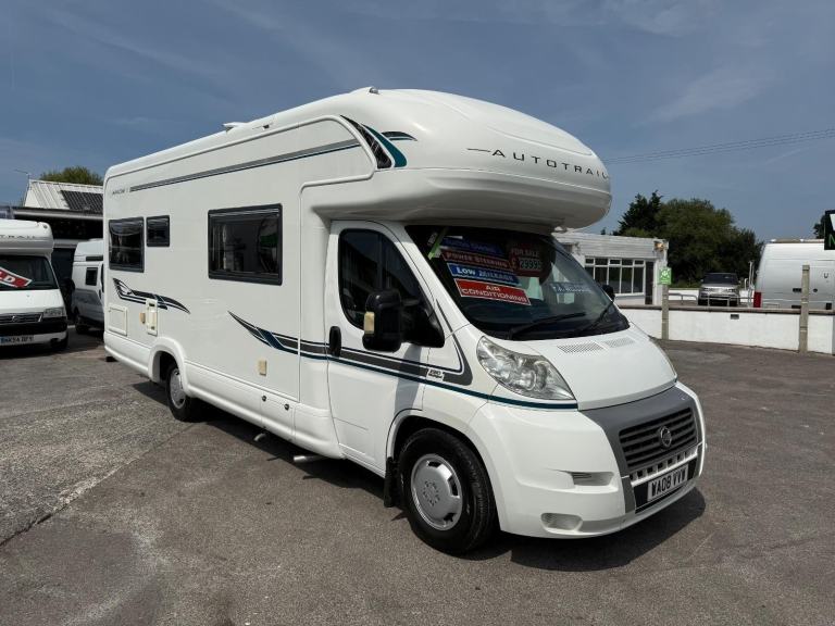 Auto-Trail Apache 700 6 Berth Fiat Ducato DIESEL MANUAL 2008/08
