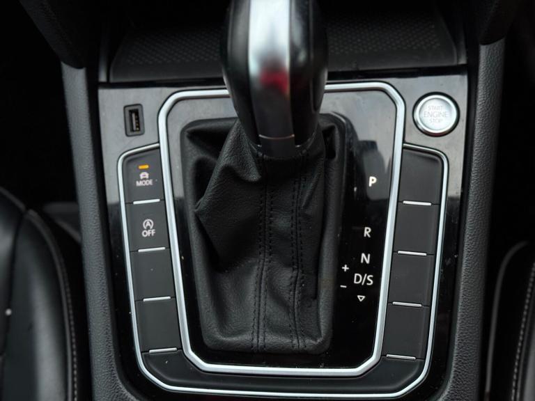 2019 Volkswagen Arteon 1.5 TSI EVO Elegance Fastback DSG Euro 6 (s/s) 5dr HATCHBACK Petrol Automatic