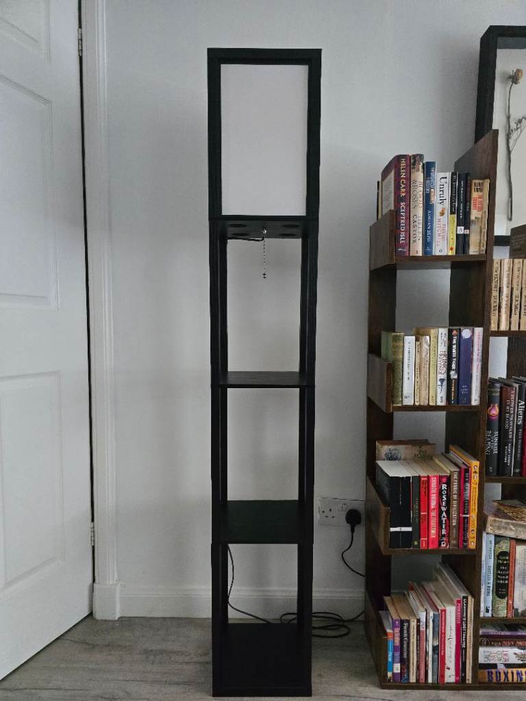 PULUOMIS Black Floor Lamp with 3 Shelves – As Good As New