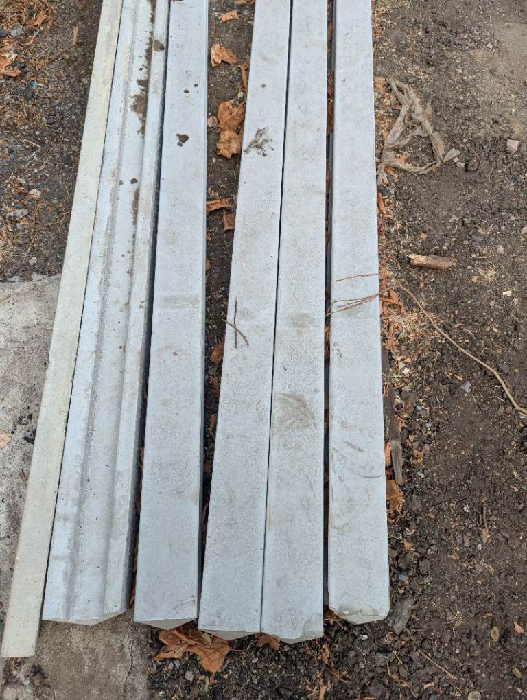 Concret post 8 feet