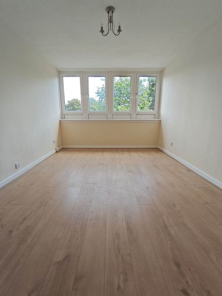 Newly Refurbished Luxury 1 Bedroom Flat in Shawlands for £950 pcm