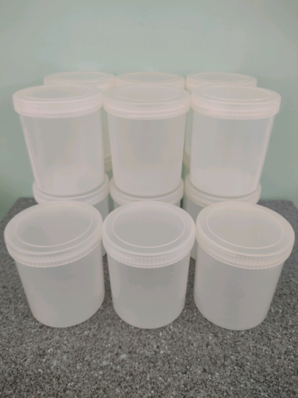 15 Useful Clean Plastic Lidded Food Containers. Only had one time use!