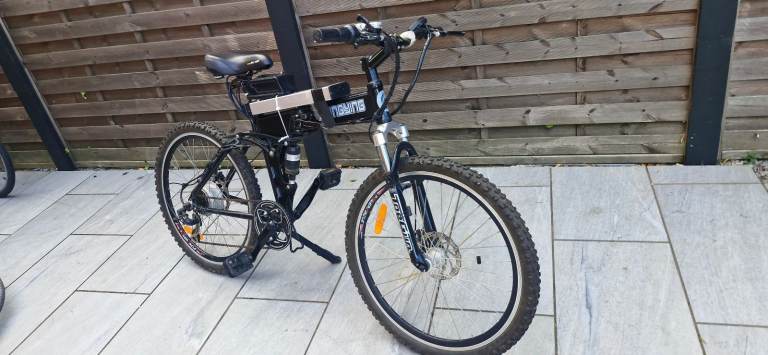 Xion Electric Mountain Bike – Black, Spares or Repair