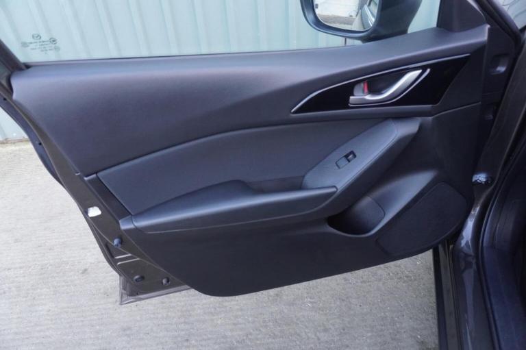 MAZDA MAZDA3 2.0 SKYACTIV-G SE Nav Fastback Euro 5 (s/s) 4dr 2016