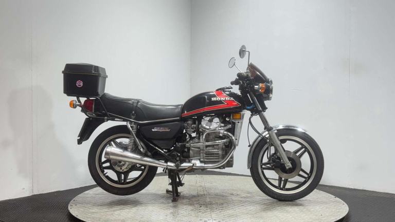 Honda CX 1981 43K 1 GENUINE OWNER NON CHOPPED RARE CLASSIC PROJECT BIKE