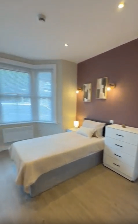 Studio Room – Sydney Road, Watford WD18