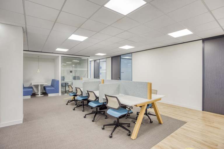 Liverpool - L21TS \ Shared Office Space for Rent