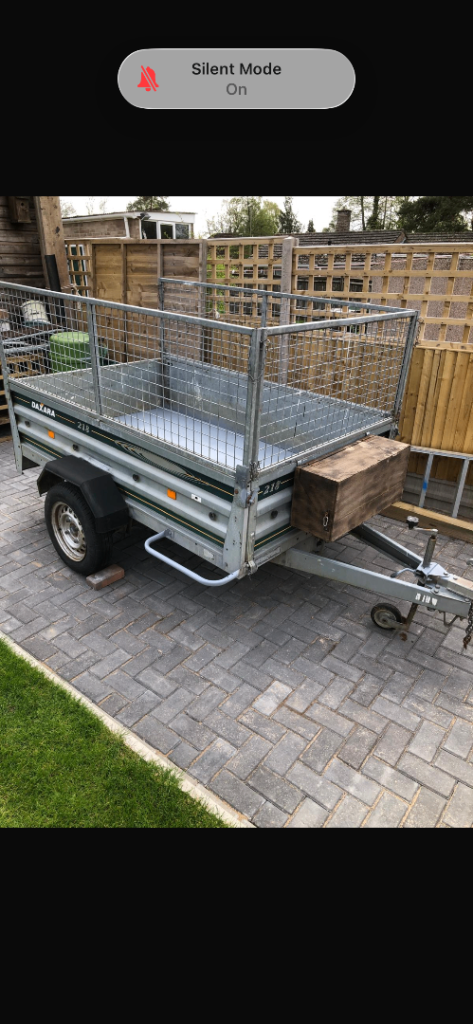 Tipper trailer (hand tipper)