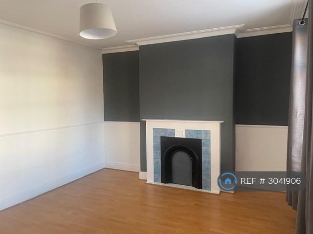 4 bedroom house in Rectory Road, Gateshead, NE8 (4 bed) (#3041906)