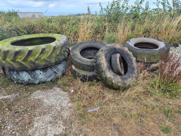Tractor tyres 