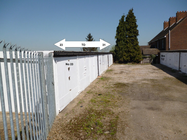 Lockup Garages to Let at Moor Hall Farm, Aveley, RM15 4XA