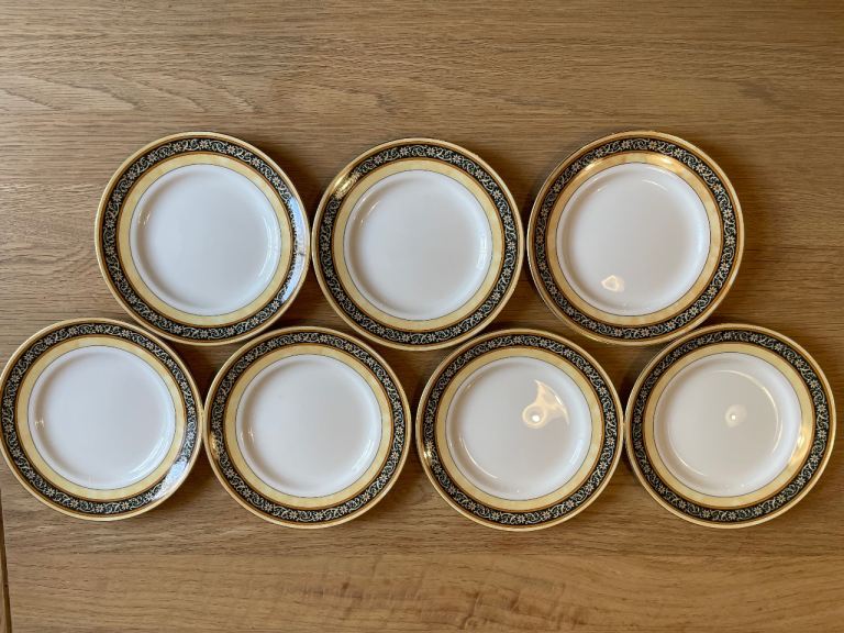 Wedgwood India Cake Plates 