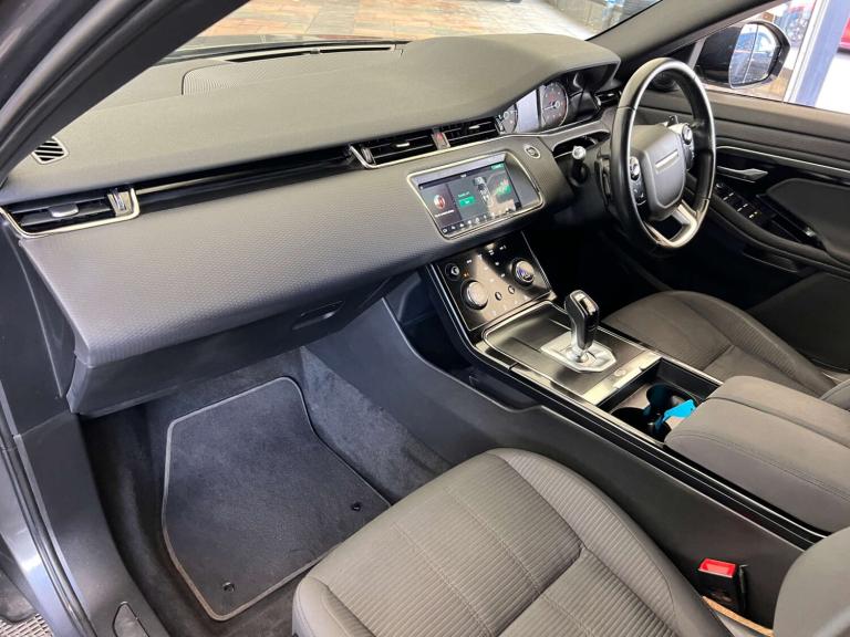 2019 Land Rover Range Rover Evoque 2.0 Range Rover Evoque R-Dynamic D Auto 4WD 5dr SUV Diesel Aut...