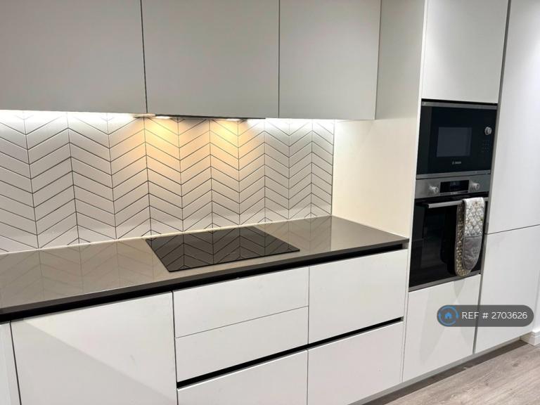 1 bedroom in Rothesay House, London, W6 (#2703626)