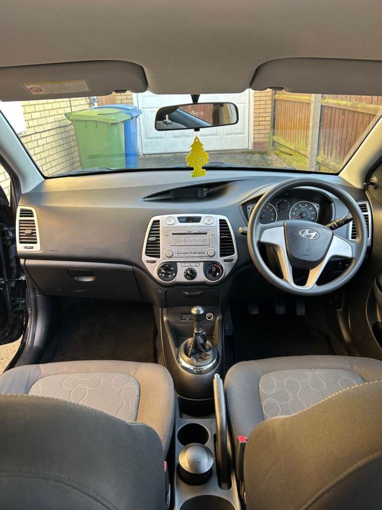 Hyundai, I20, Hatchback, 2012, Manual, 1248 (cc), 5 doors