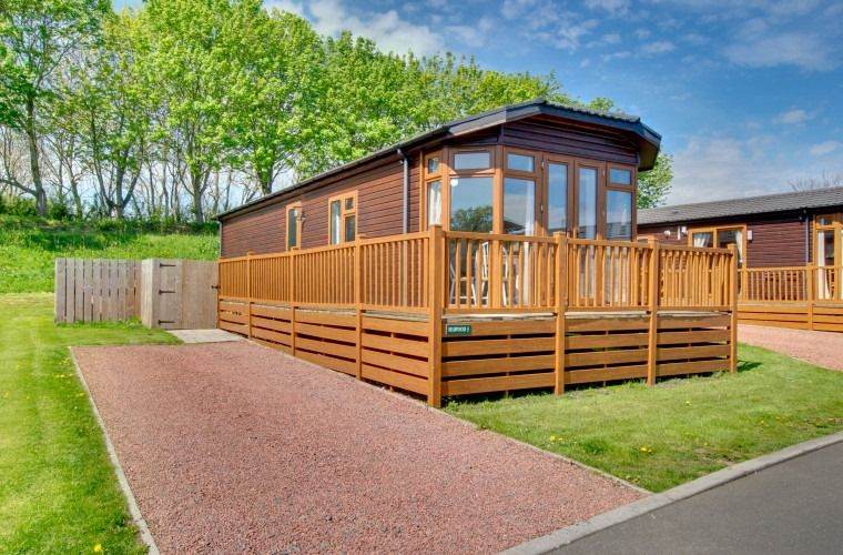 Holiday home lodge including hot tub and 25+ bookings