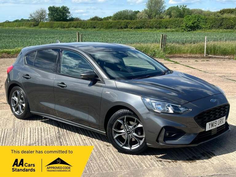 2019 Ford Focus 1.0T EcoBoost ST-Line Euro 6 (s/s) 5dr HATCHBACK Petrol Manual