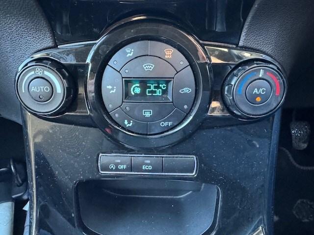 2016 Ford Fiesta 1.0 EcoBoost 125 Titanium 5dr HATCHBACK PETROL Manual