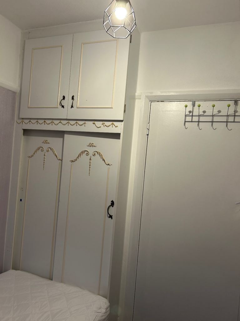 Room to rent 