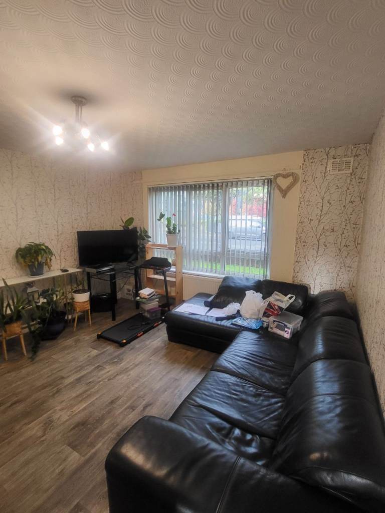 2 BEDROOM GROUND FLOOR FLAT TO LET BB2 1NE