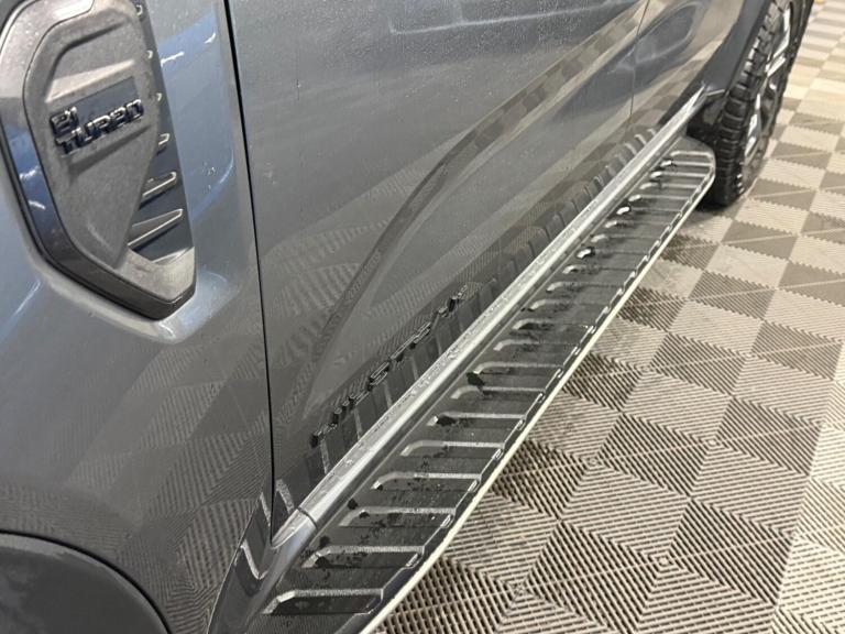 2025 Land Rover Defender 3.0 D350 Hard Top X-Dynamic HSE Auto PANEL VAN DIESEL Automatic