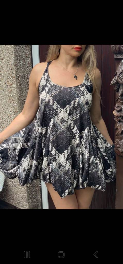 Warehouse size 12 printed mini dress