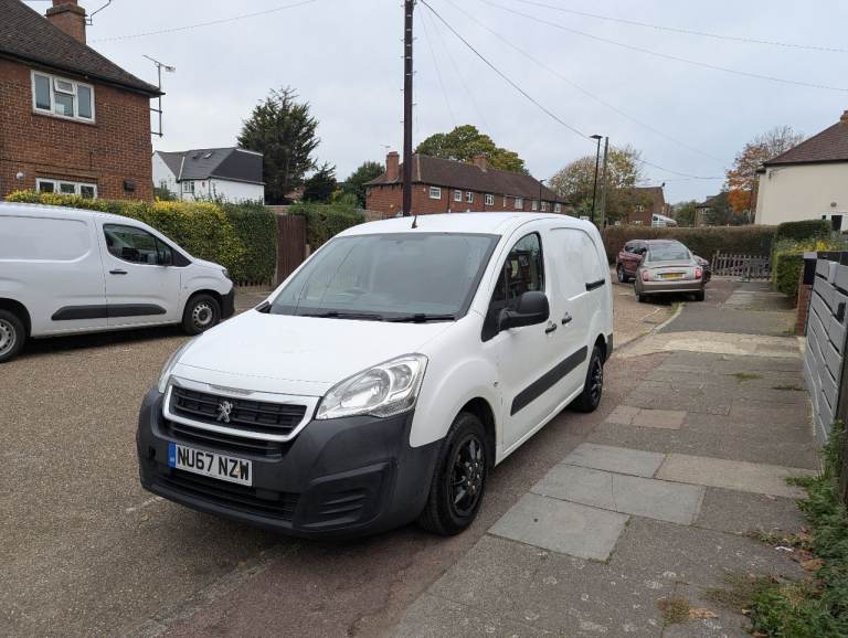 Peugeot, PARTNER, Panel Van, 2017, Manual, 1560 (cc)