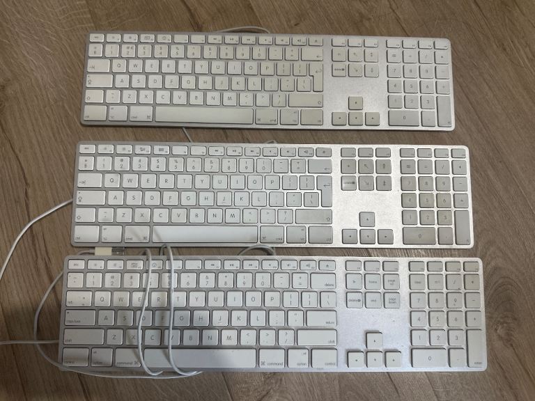 Three Apple Wired USB Keyboards – Silver, Good Condition