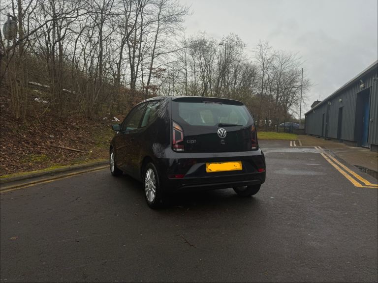 Volkswagen, UP, Hatchback, 2018, Manual, 999 (cc), 3 doors